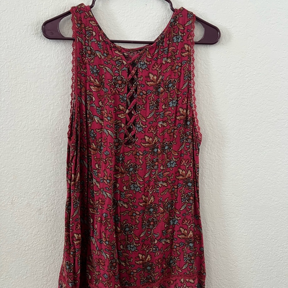 American Eagle Outfitters Floral Lace-Up Tank Top - Red and Black